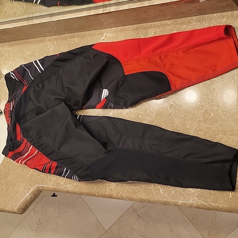 ANSWER SYNCRON ADULT MOTOCROSS PANTS, 2013, RED/BLACK, SZ US-28 - Picture 11 of 16